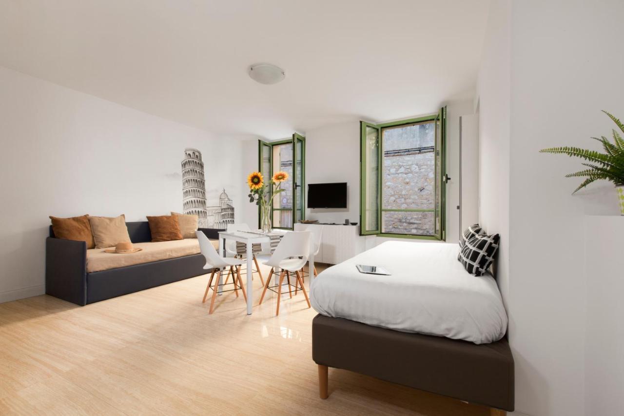 Old Town Apartment